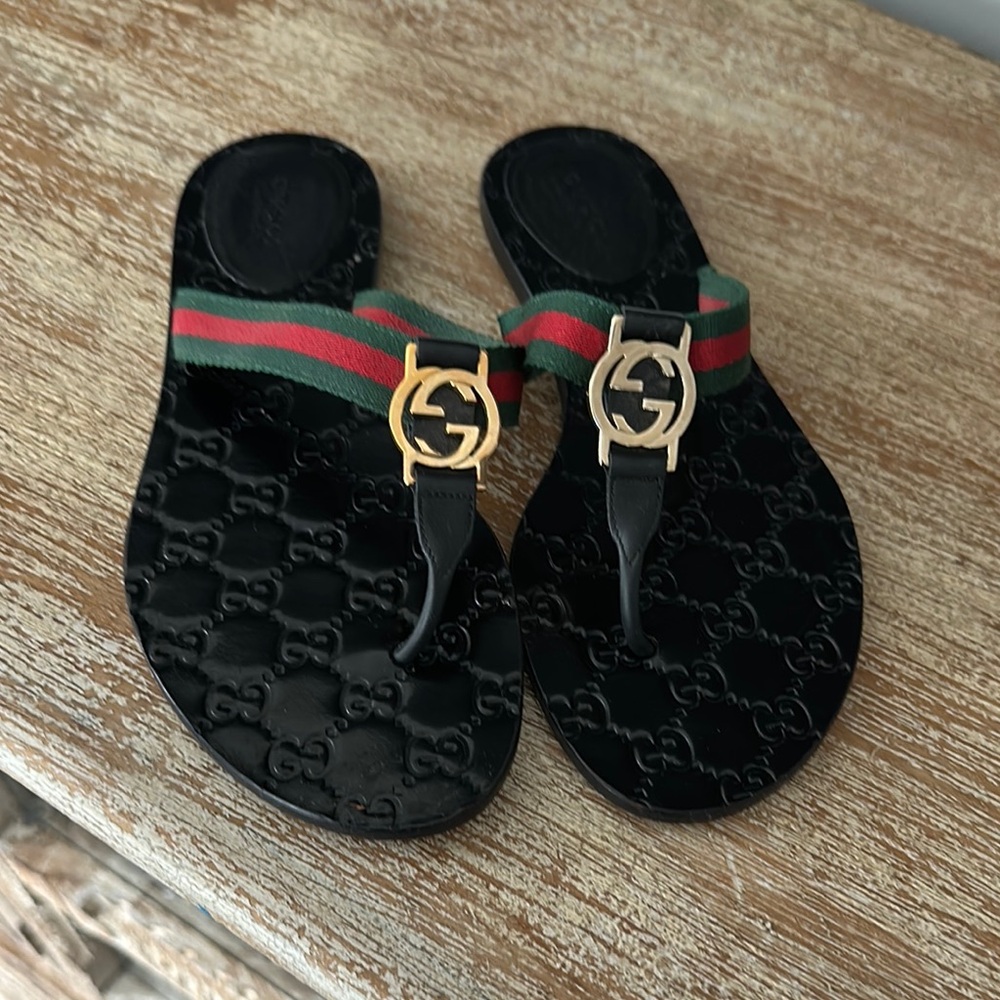 Gucci Black and Gold Accessories with Iconic Design